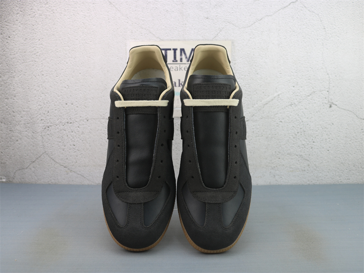 Maison Margiela Replica Black Gum